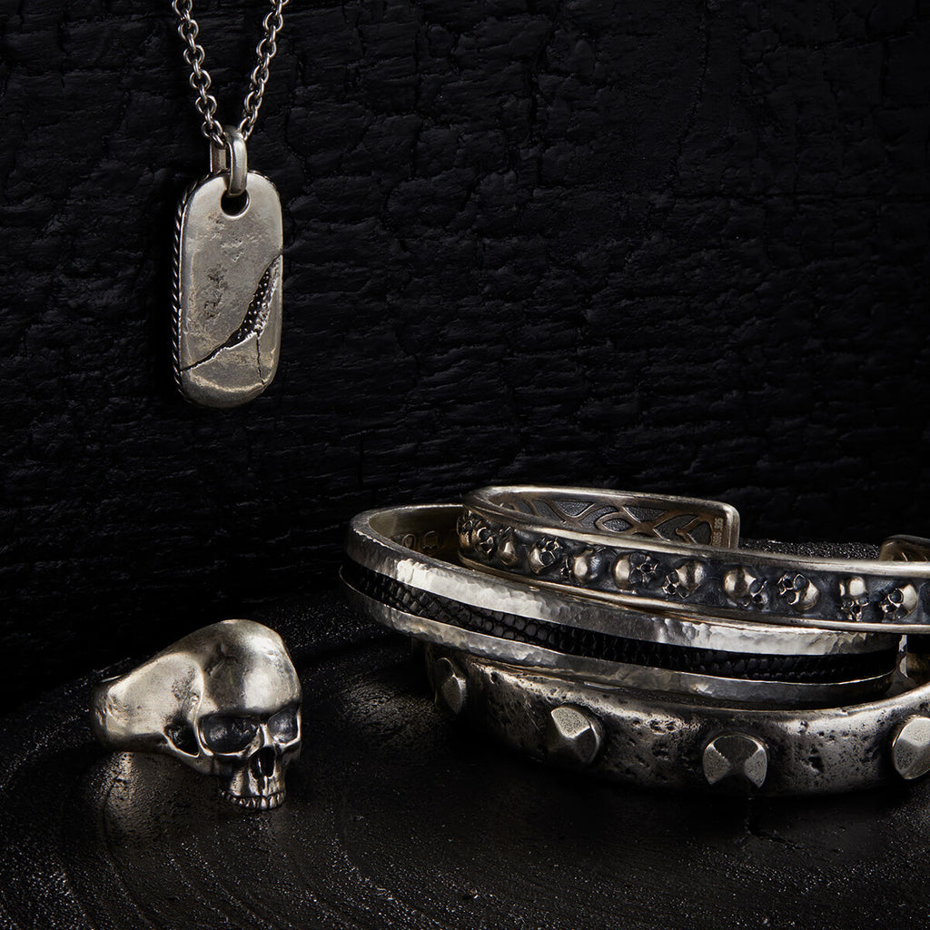 John Varvatos OVAL DOG TAG Chain Necklace for Men in Hammered Silver